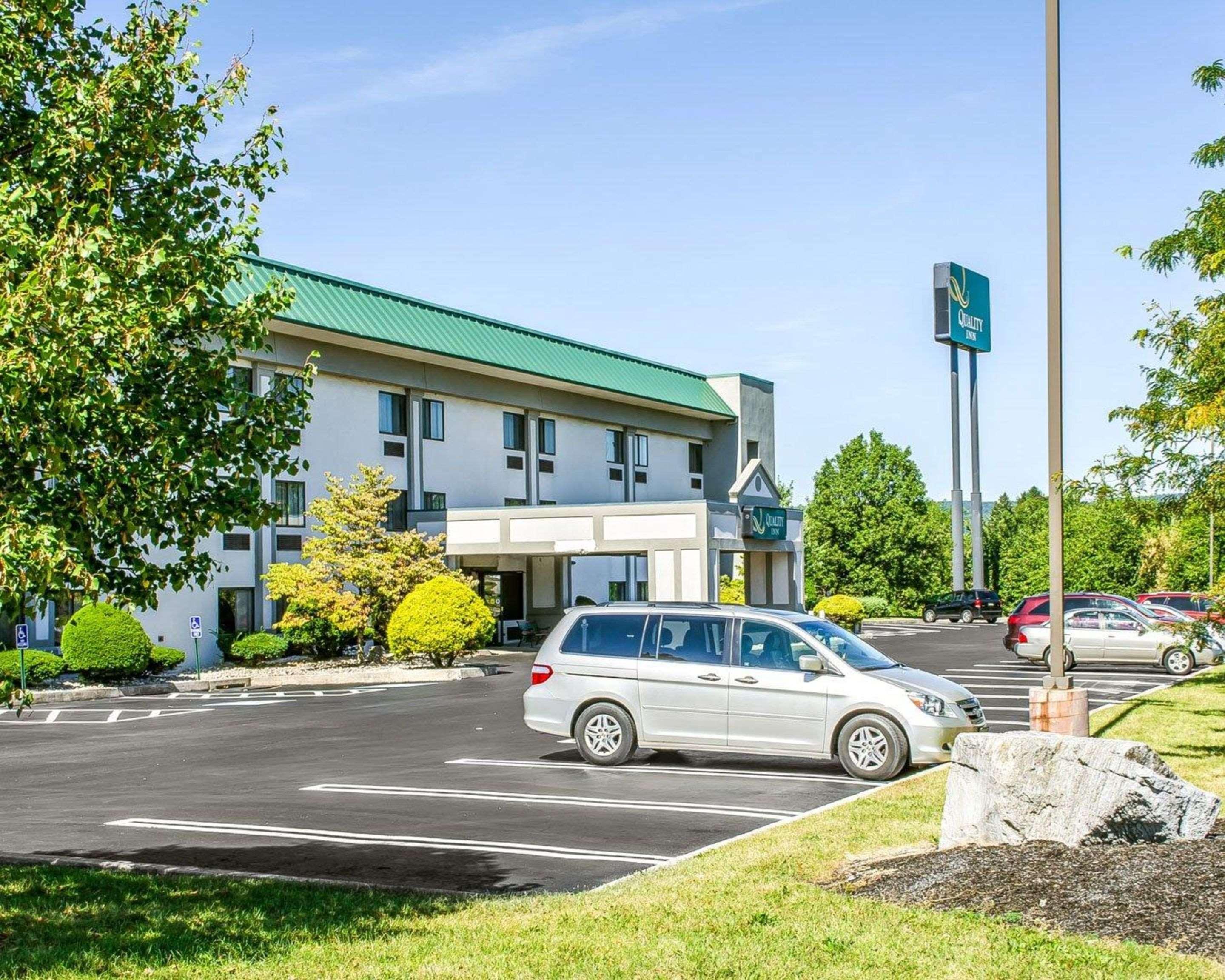 Quality Inn Harrisburg - Hershey Area Экстерьер фото